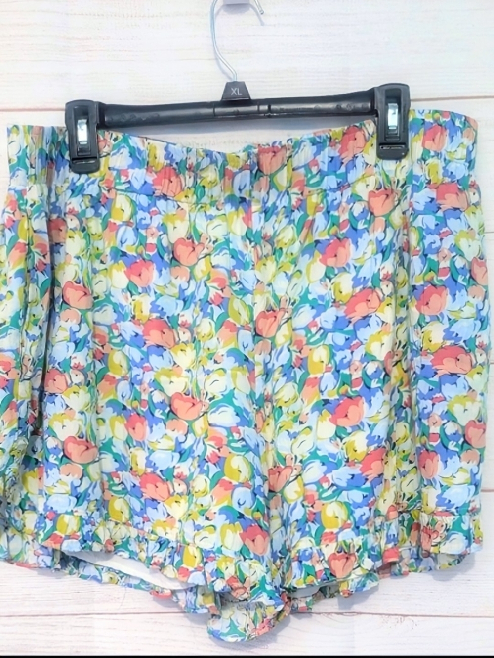 Nwot Cotton Bleu Flirty Cute 🥰 Floral Women's Shorts With Ruffle Hem Size 1X